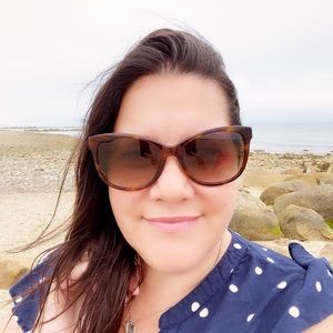 Meet your Posher, Melissa